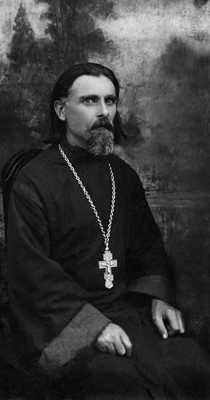 Священник Александр Агафоников (fond.ru)