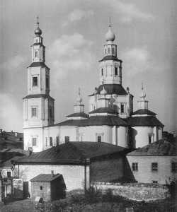 Московский храм Воздвижения Честного Креста Господня, что на Воздвиженке, в бывшем Крестовоздвиженском монастыре
