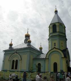 Вельямовичский Вознесенский храм.  Фото 18 июня 2011 г.