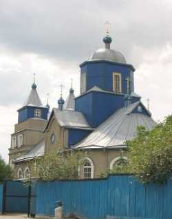 Покровский храм Хойникского Покровского монастыря.  Фото Андрея Дыбовского, июль 2005 г.
