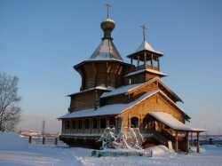 Храм всех святых в земле Сибирской просиявших в г. Сургут. Фотография 21 февраля 2010, с сайта sobory.ru