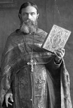 Священник Илия Грибов