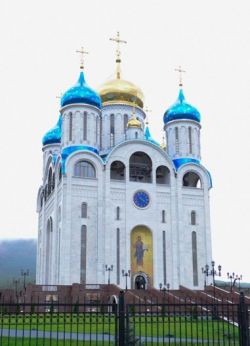 Южно-Сахалинский Рождественский собор. Фото, сентябрь 2016 г.