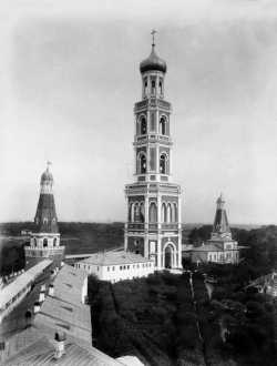 Колокольня с храмом Иоанна Постника и Александра Невского Московского Симонова монастыря