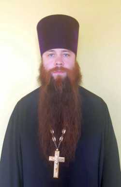 Священник Михаил Поляков