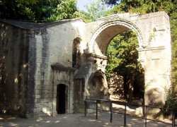 Женский монастырь в Арле, основанный свт. Кесарием