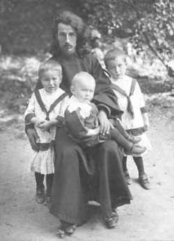 Кедров Сергей Павлович с семьей