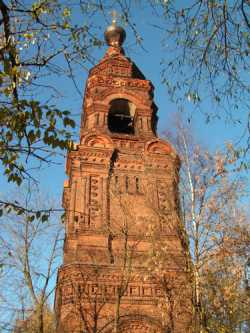 Колокольня бывшего Головинского женского монастыря в Москве