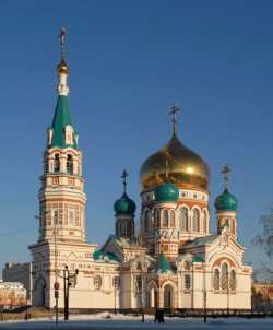 Омский Успенский собор, вид с южной стороны. Фото О. Нестерова, 30 декабря 2007.
