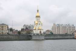 Киевский Никольский храм на водах