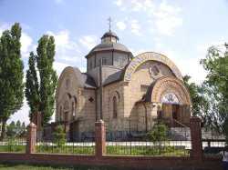 Киевский храм св. Ольги на Харьковском массиве