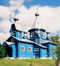 Омеленецкий Крестовоздвиженский храм.  Фото В. Богданова, сентябрь 2004 г.