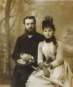 Николай Алексеевич Толстой (1856-1918) и Мария Алексеевна Толстая (1868-1918), отец и мать С.Н.Толстого.