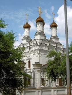 Московский Никольский храм в Голутвине, 19 июня 2005  г. Фотография Олега Гусарова с сайта sobory.ru