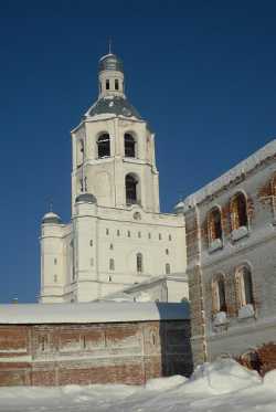 Колокольня Ульяновского Троице-Стефановского монастыря