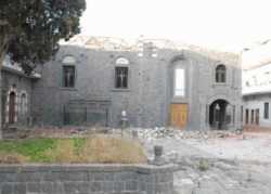 Хомский храм Умм аль-Зуннар.  Фото из публикации от 27 июня 2012 г. с сайта www.prisonplanet.com