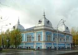 Здание бывшего Барнаульского духовного училища, 2011 год. Фото Д. Поповского