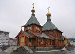 Южно-Сахалинский Никольский храм.  Фото 22 мая 2013 г.