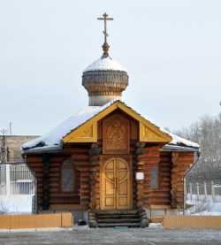 Заозерненский Иоанно-Предтеченский храм.  Фото Марины Шабаловой 12 января 2012 г.