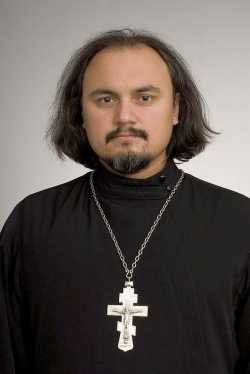 Священник Михаил Желтов