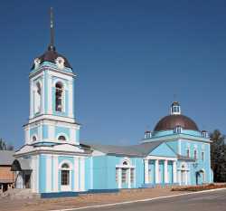 Смоленский собор в Сухиничах, 2010. Фото Михаила Чупринина с сайта sobory.ru