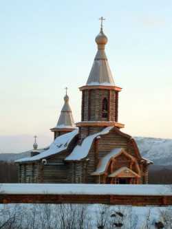 Троицкий храм Трифоно-Печенгского монастыря.  Фото нач. 2010-х гг. с официального сайта обители