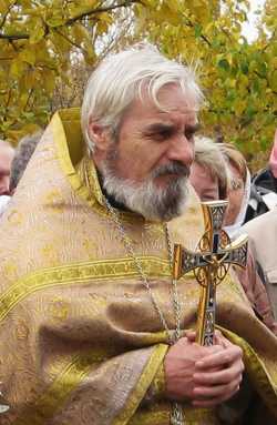 Священник Анатолий Голобородько