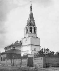 Колокольня при московской церкви Вознесения Господня за Никитскими воротами, 1881 год. Из альбома Найденова Н. А.