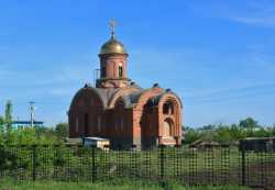 Храм вмц. Ирины в п. Мирном, 19 мая 2014 года. Фотография с сайта Соборы.ру
