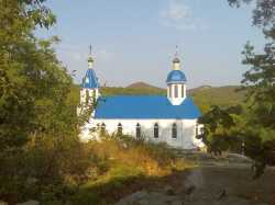 Севастопольский Паисиевский  монастырь.  Вид на соборный храм