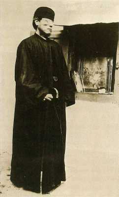 Никифор Дзанакакис в монастыре. Фото