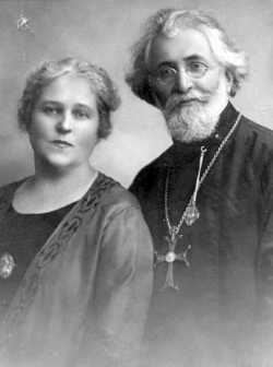 Протопресвитер Терентий Теодорович с женой Антониной Гервасиевной