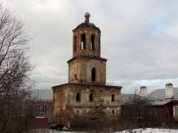 Надвратная колокольня Серпуховского Распятского монастыря, 24 декабря 2013