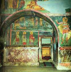 Гробница архиеп. Даниила II в церкви Богородицы Одигитрии в Пече