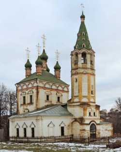 Серпухов. Церковь Троицы Живоначальной, 24 декабря 2013