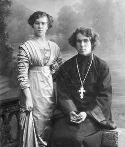 Священник Александр Малиновский с супругой