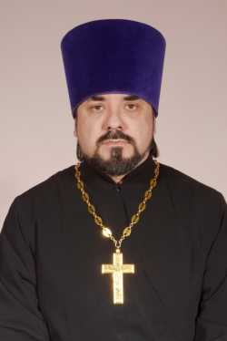Протоиерей Михаил Шушеров. Фото с сайта Россошанской епархии.