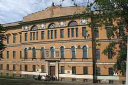 Здание бывшего Николаевского дома призрения (Санкт-Петербургский социальный техникум)