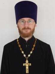 Священник Александр Сухарев