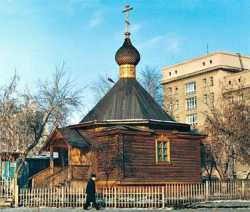 Крестильный храм при Новосибирском Александро-Невском соборе, затем - первая церковь Иоанно-Кронштадского прихода в Пашине