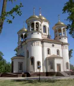 Соборный храм в честь Вознесения Господня в Звенигороде, 2007 год. Фото Олега Гусарова, с сайта sobory.ru