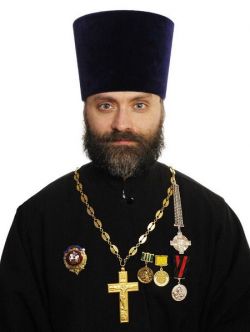 Священник Геннадий Бырлэдяну