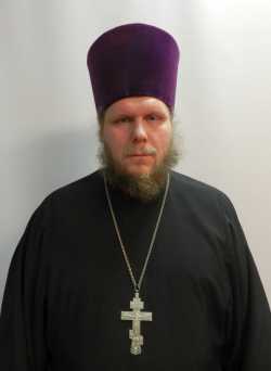 Священник Павел Огрызков