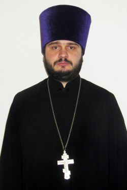 Священник Николай Енин