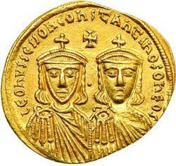 Имп. Лев IV. Имп. Константин VI. Золотой солид. Аверс. 776–780 годы