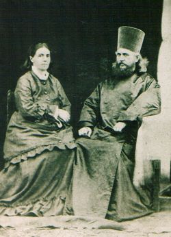 Свящ. Евгений Снесарев с супругой. Фото с сайта Россошанской районной администрации