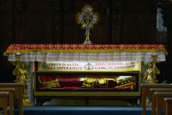 Реликварий равноап. Елена в церкви Санта-Мария-ин-Арачели на о. Торчелло, Венеция