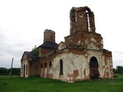Плесновский Покровский храм. Фото Л.В.Кригер с сайта
Народный каталог православной архитектуры Соборы.ру