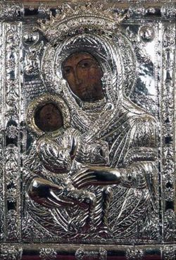 Фивская икона Божией Матери "Великая Панагия" в окладе. Фивы, церковь Успения Божией Матери (Великая Панагия)
