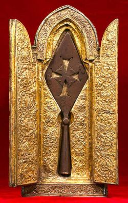 Наконечник копья св. Лонгина. Сокровищница
Эчмиадзинского монастыря, Вагаршапат, Армения